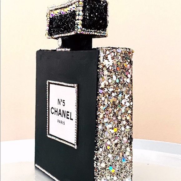 Sophisticated Perfum Bottle w/ Crystals - Brand New - Picture 2 of 7